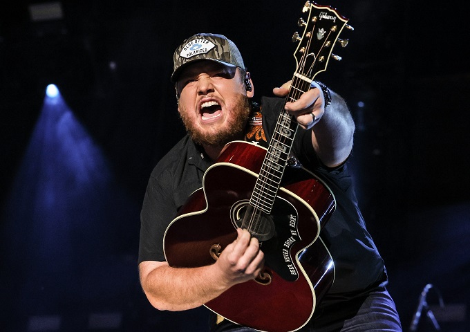 Luke-Combs-2025-INDEX.jpg